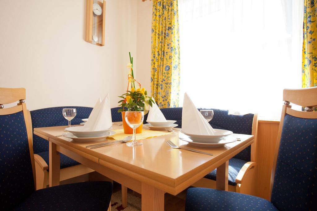Familiengaestehaus Ingrid Sankt Martin am Tennengebirge Room photo